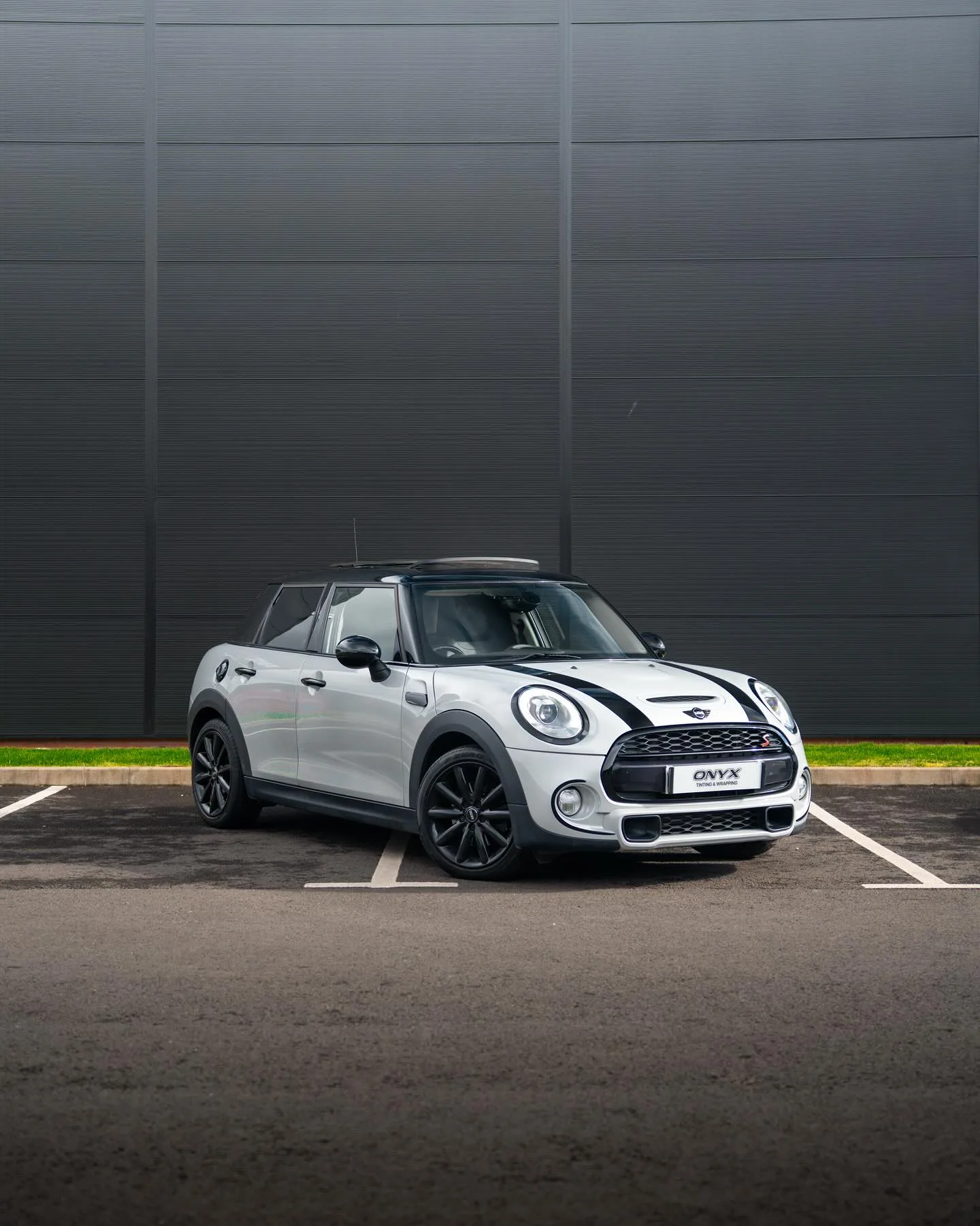 MINI Cooper S F56 Chrome Delete and Bonnet Stripes