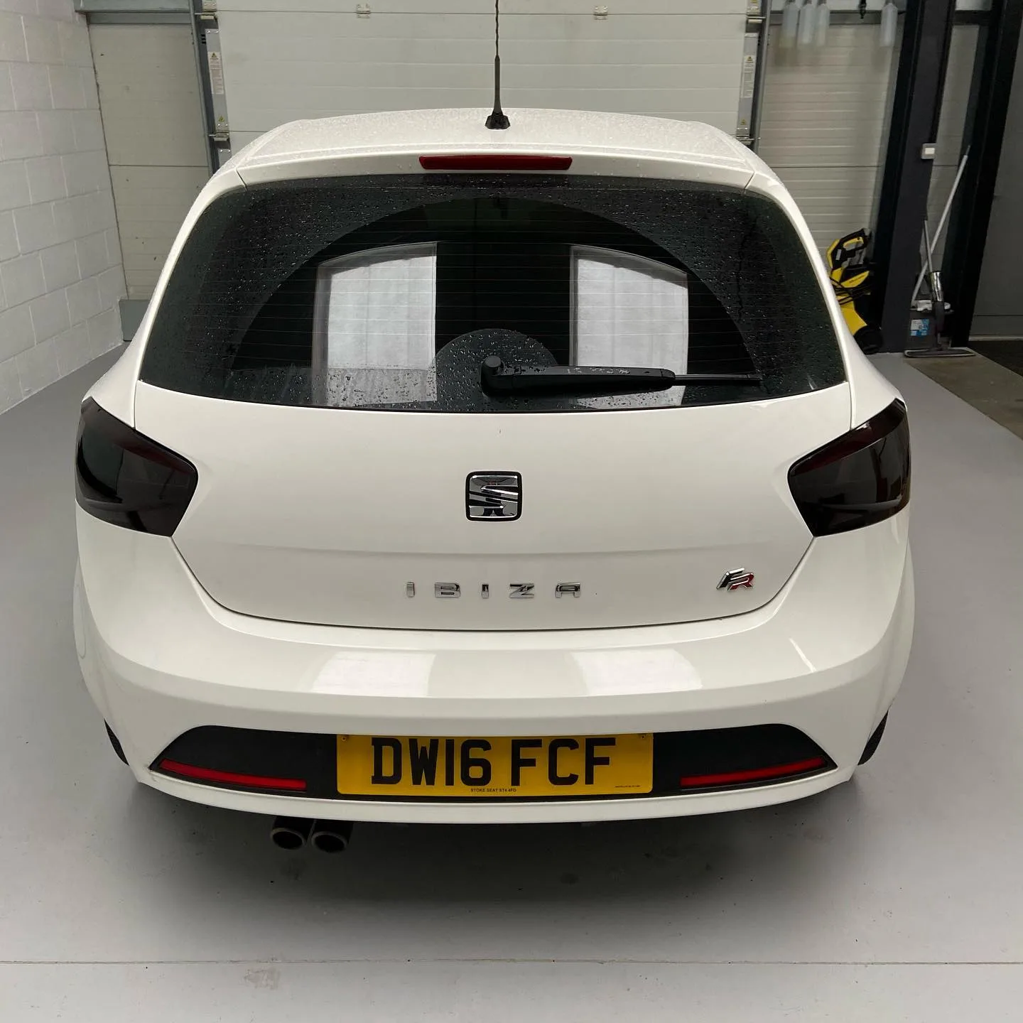 SEAT Ibiza Front & Rear Smoke Light Tinting
