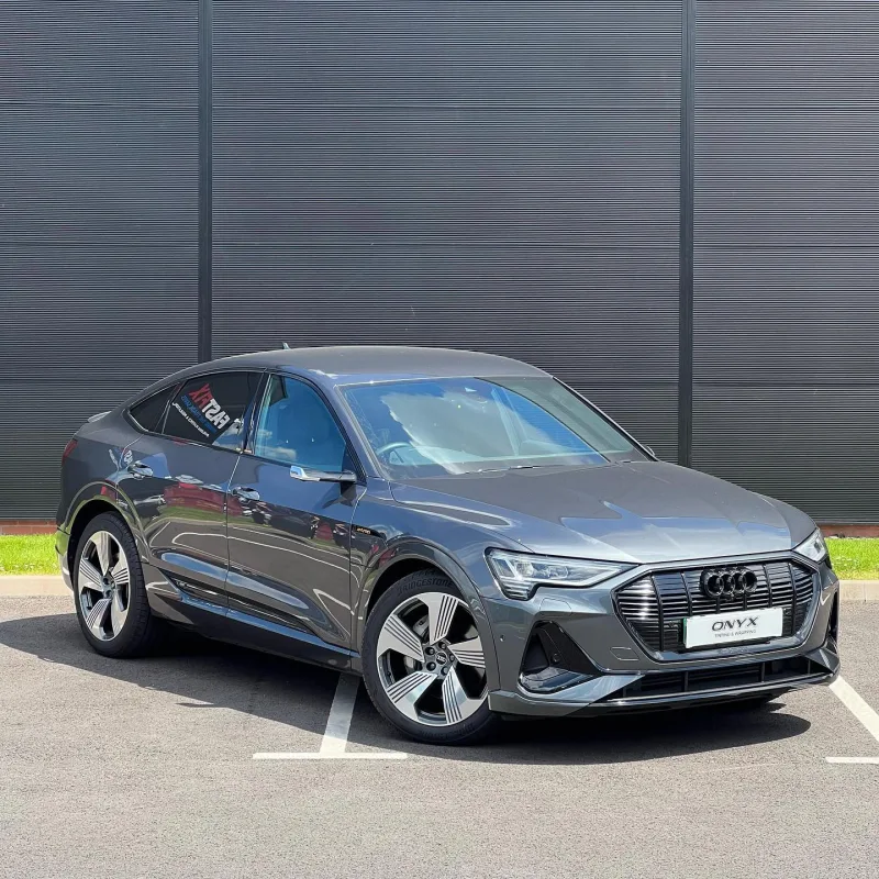 Audi e-tron Sportback Gloss Black Grille, Splitter & Diffuser