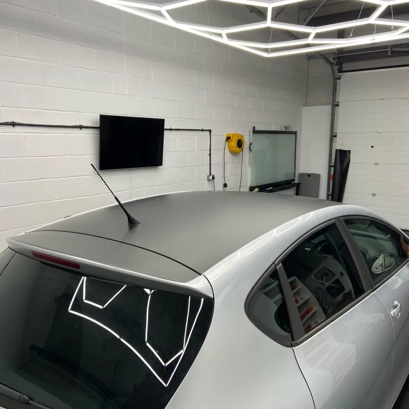 SEAT Leon Matte Black Roof and Spoiler Wrap