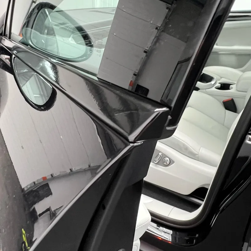 Porsche Macan Gloss Black Window Surrounds