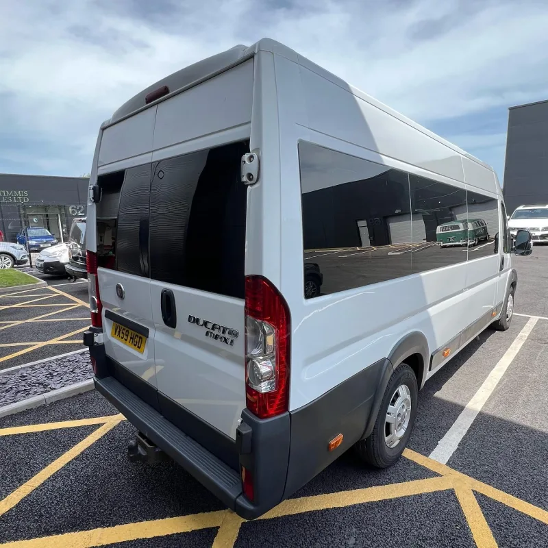 Minibus LLumar 5% Window Tinting