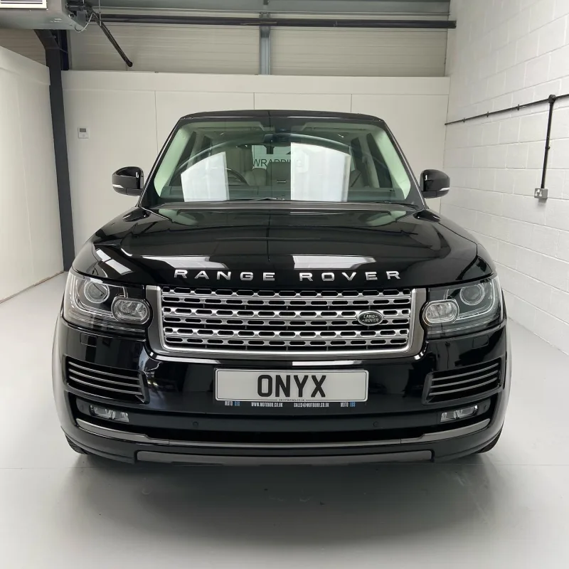 Range Rover Vogue Single Stage Paint Correction & Valet