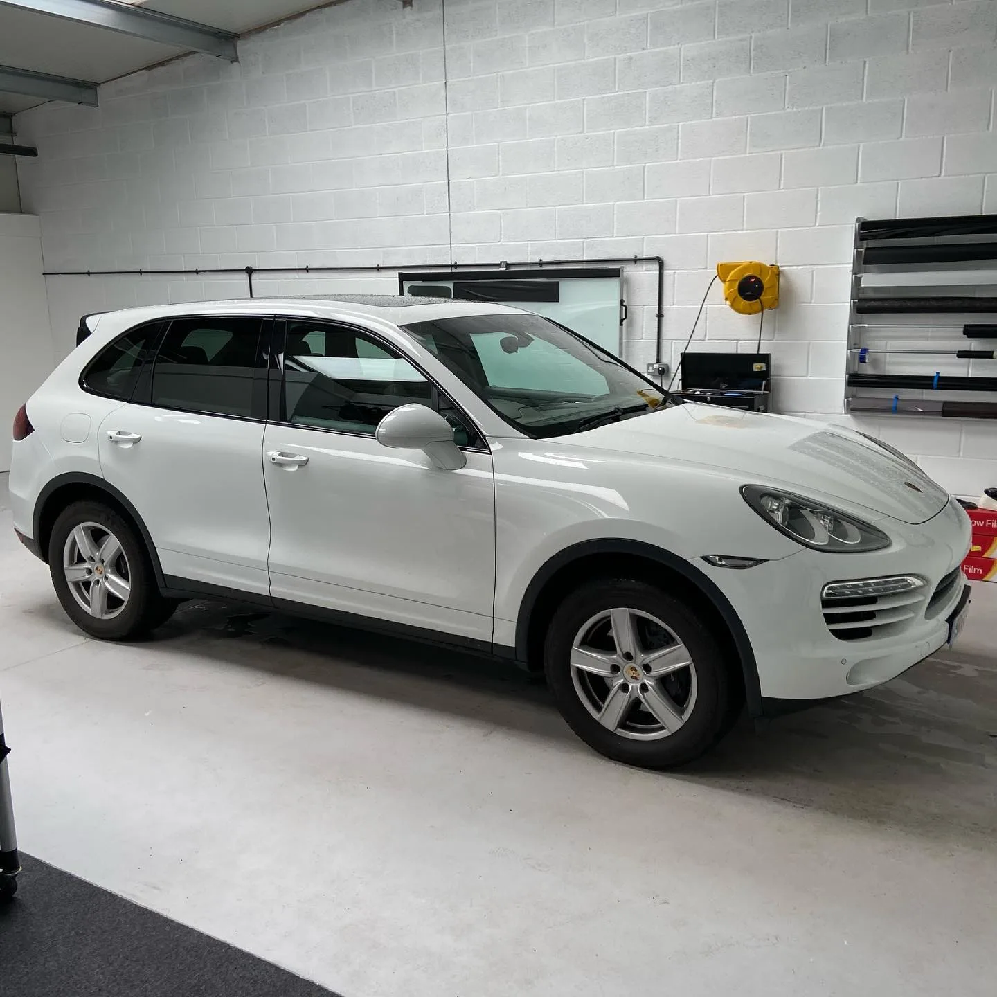 Porsche Cayenne Gloss Black Badges and Trim