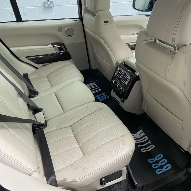 Range Rover Vogue Single Stage Paint Correction & Valet