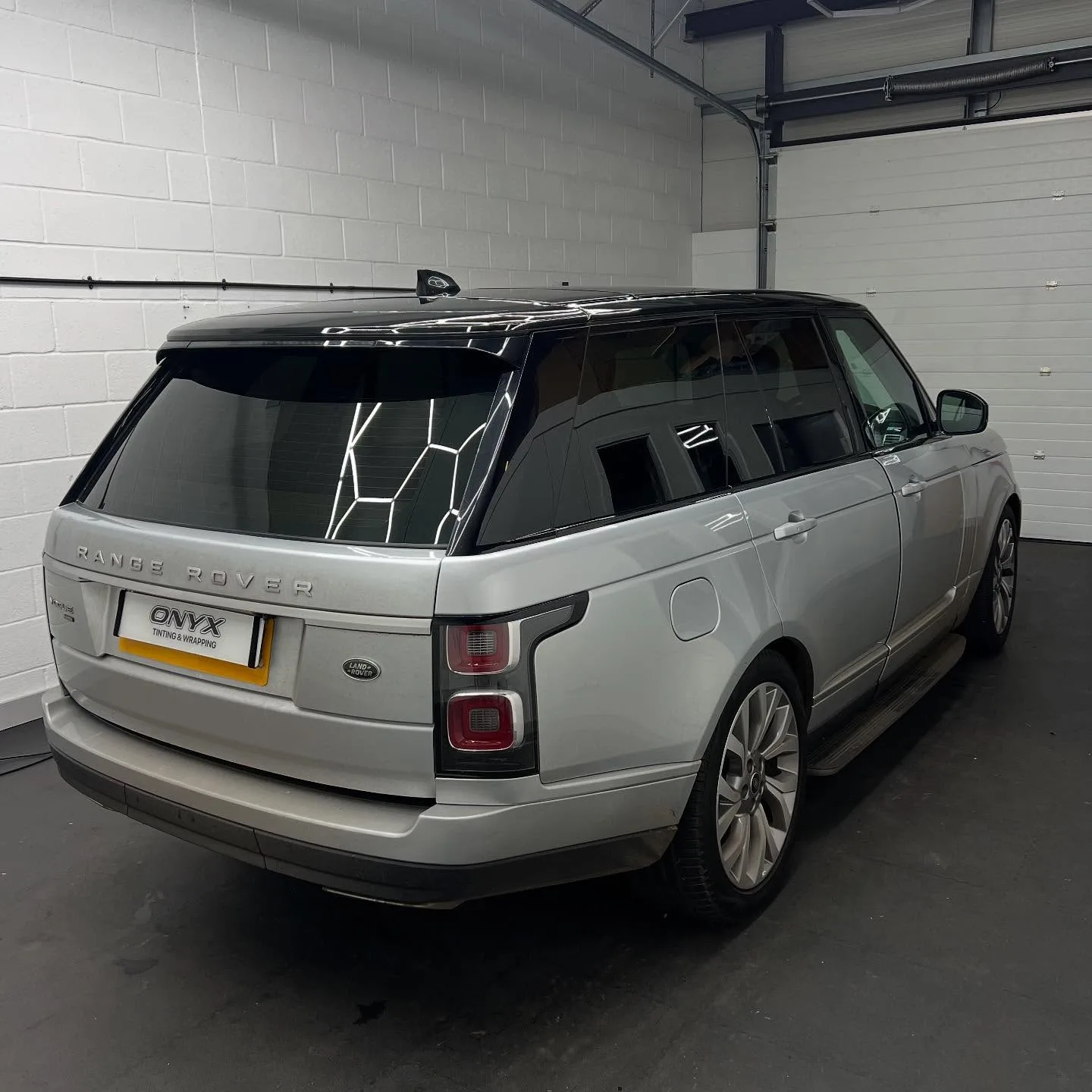 Range Rover Vogue 15% Window Tinting