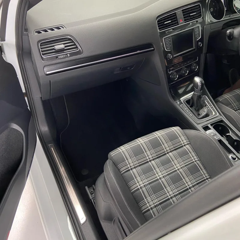 Volkswagen Golf Full Valet