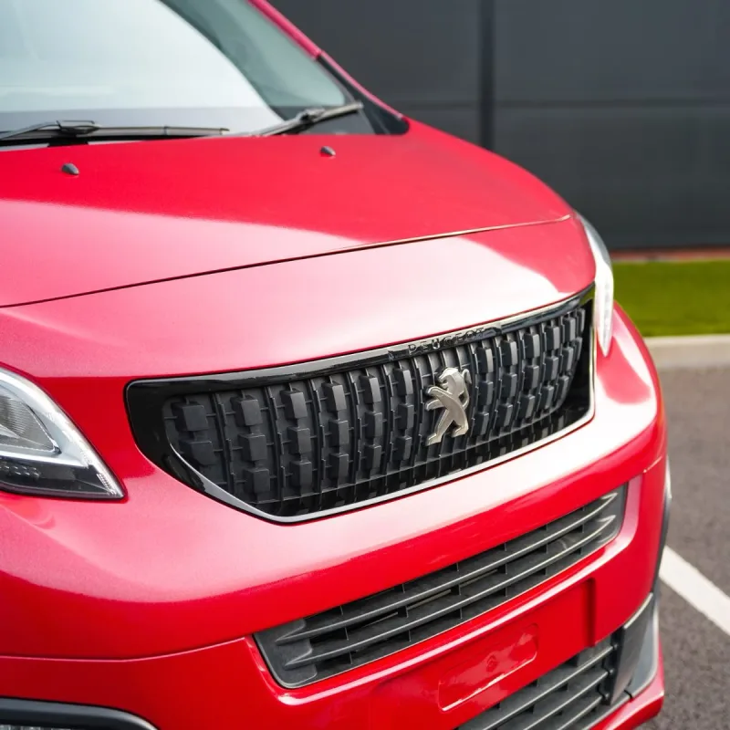 Peugeot Expert Garnet Red Gloss Full Wrap