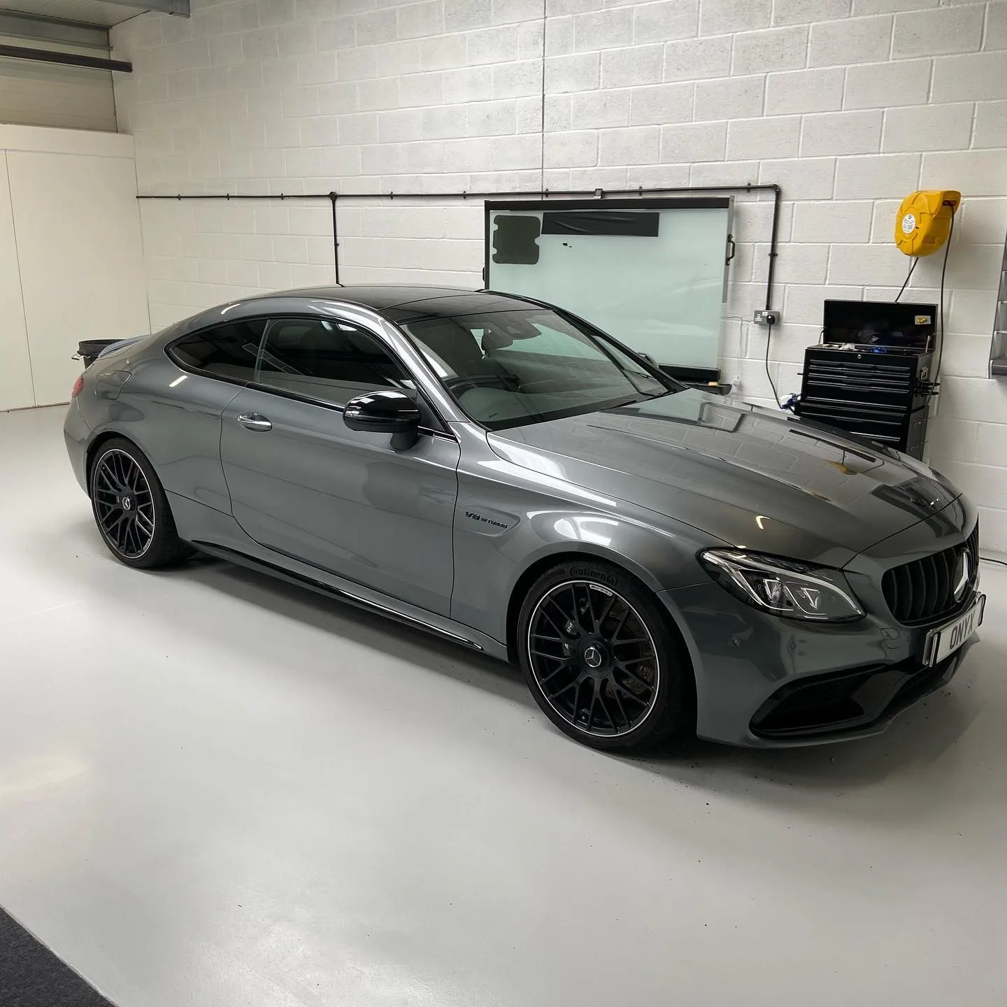 Mercedes-AMG C63 S Panamericana Grille Installation
