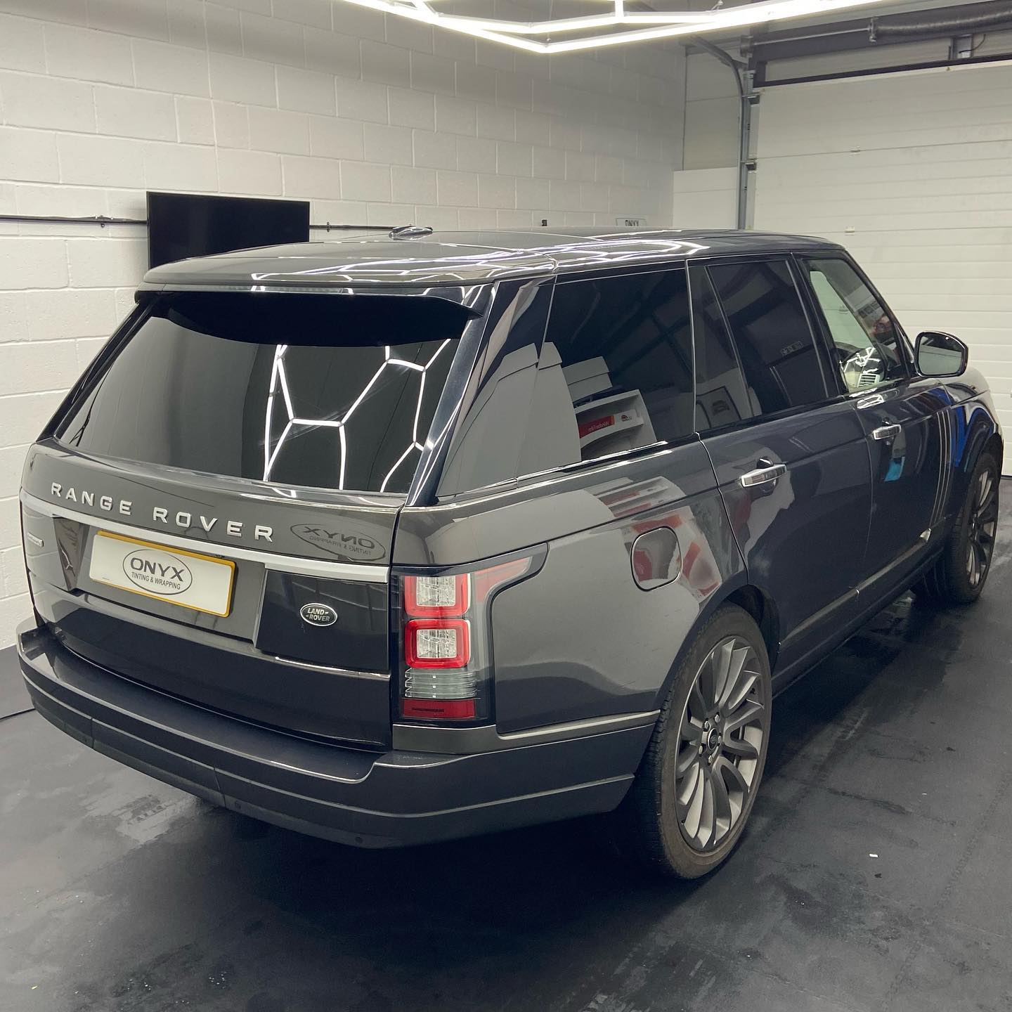 Range Rover Vogue LLumar 5% Window Tinting