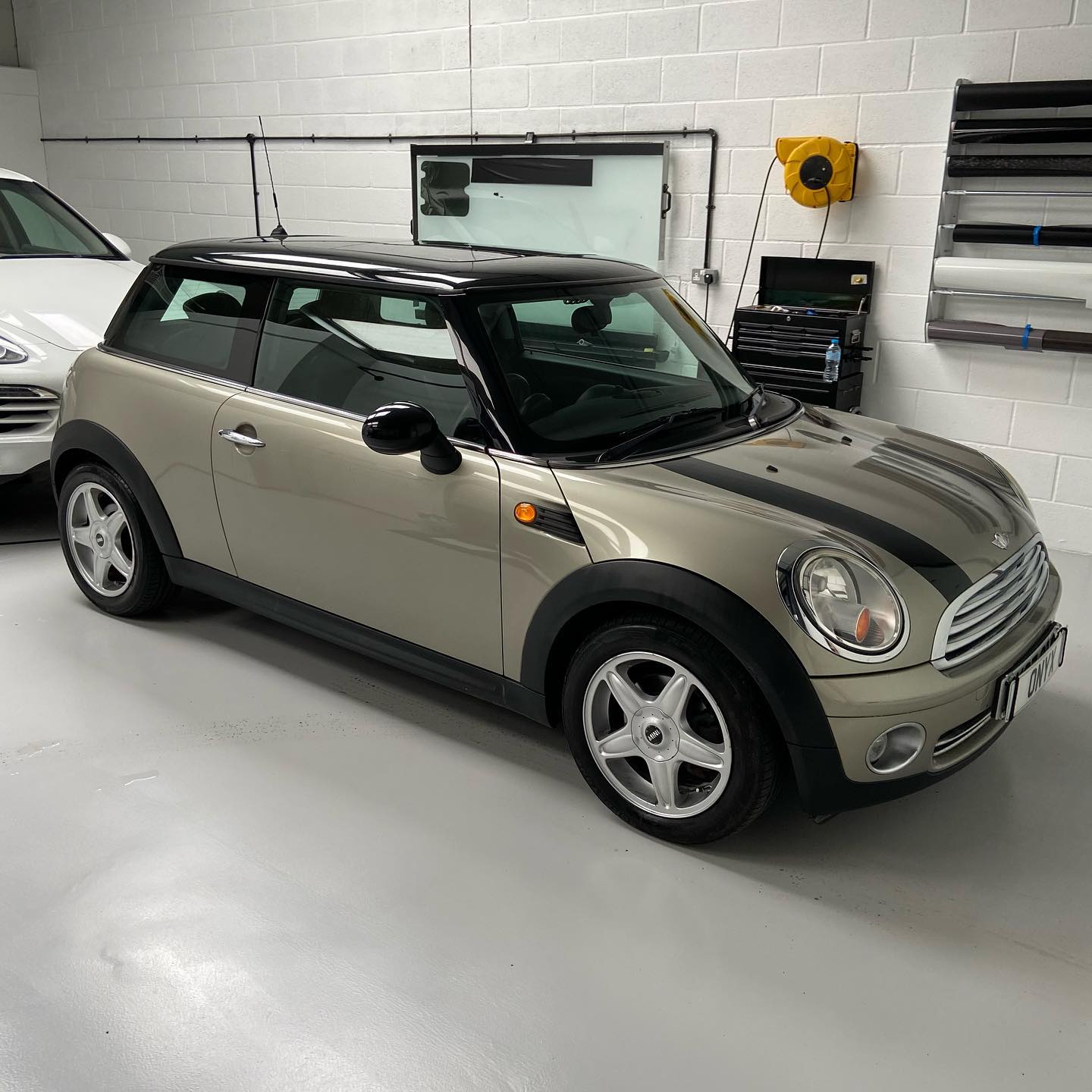 MINI Cooper R50 Gloss Black Bonnet Stripes