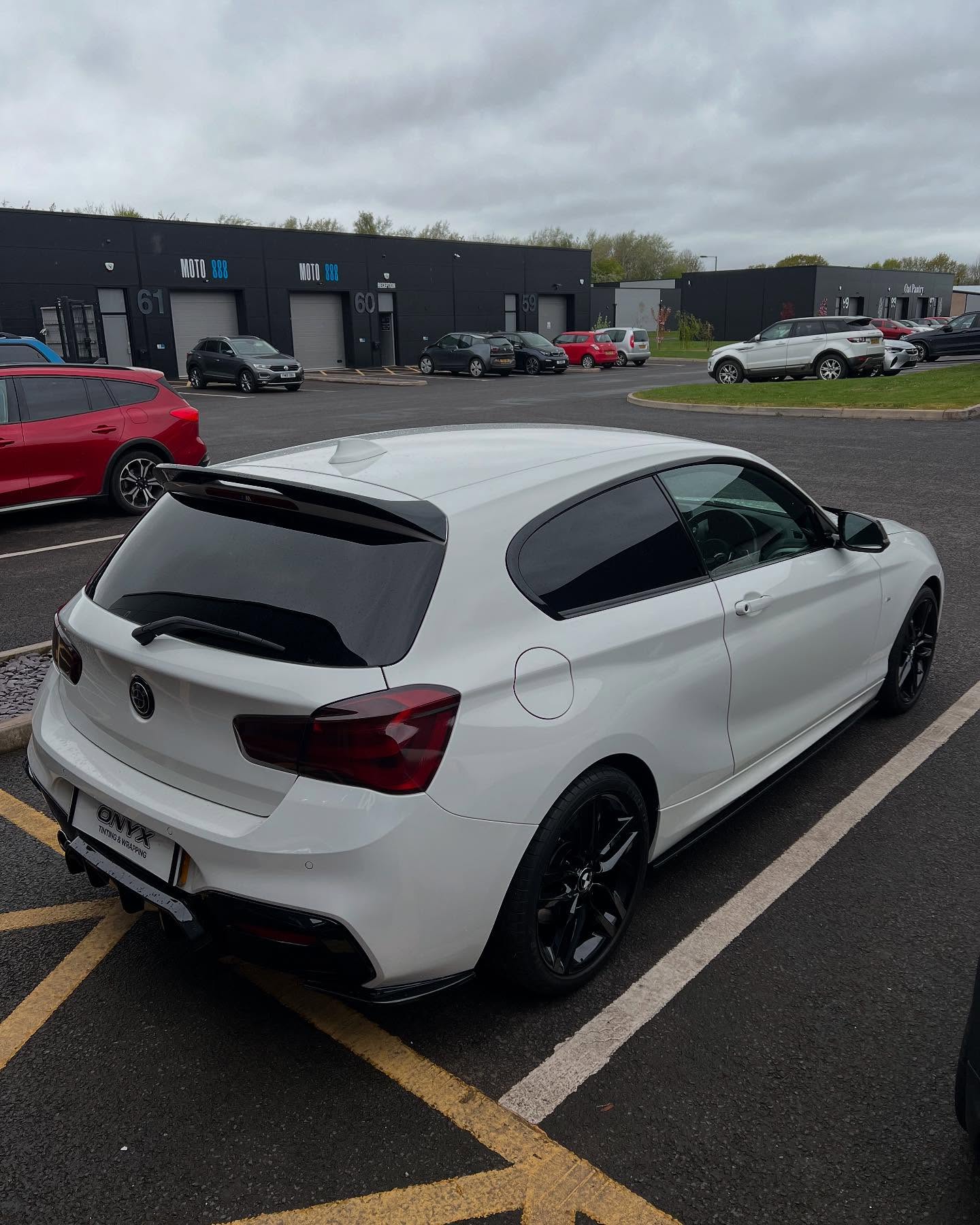 BMW 1 Series F21 5% Tint, Sunstrip & Smoked Rear Lights
