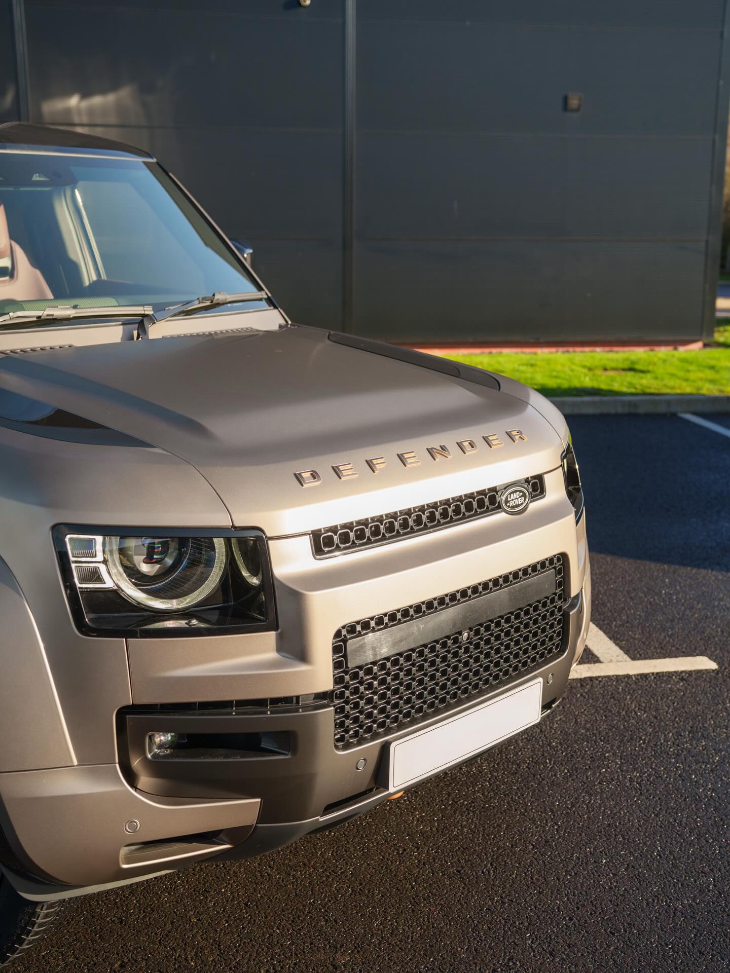Land Rover Defender OCTA Satin PPF